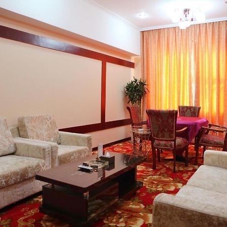 Tianhe Hotel Chengdu Esterno foto