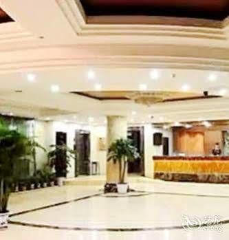 Tianhe Hotel Chengdu Esterno foto