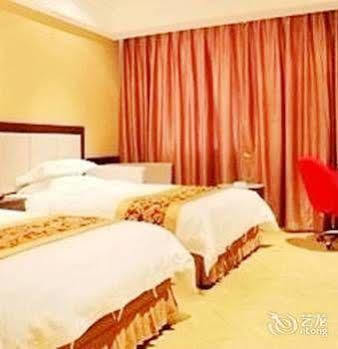 Tianhe Hotel Chengdu Esterno foto