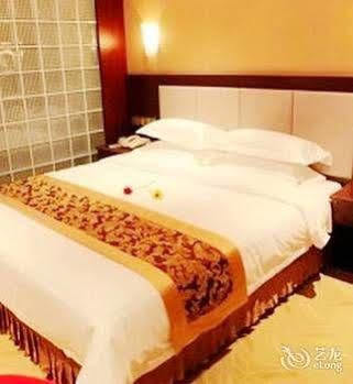 Tianhe Hotel Chengdu Esterno foto
